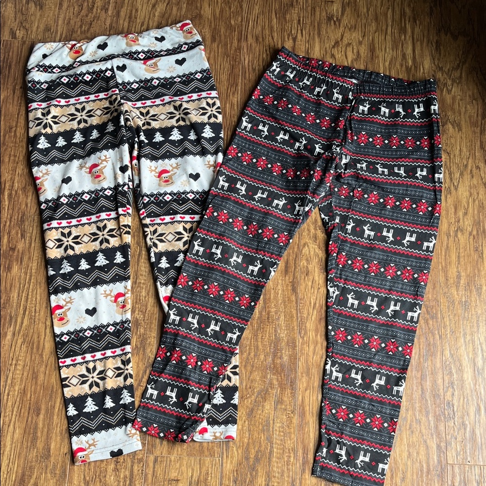 No Boundaries Holiday Patterned Leggings - Red, Black & White